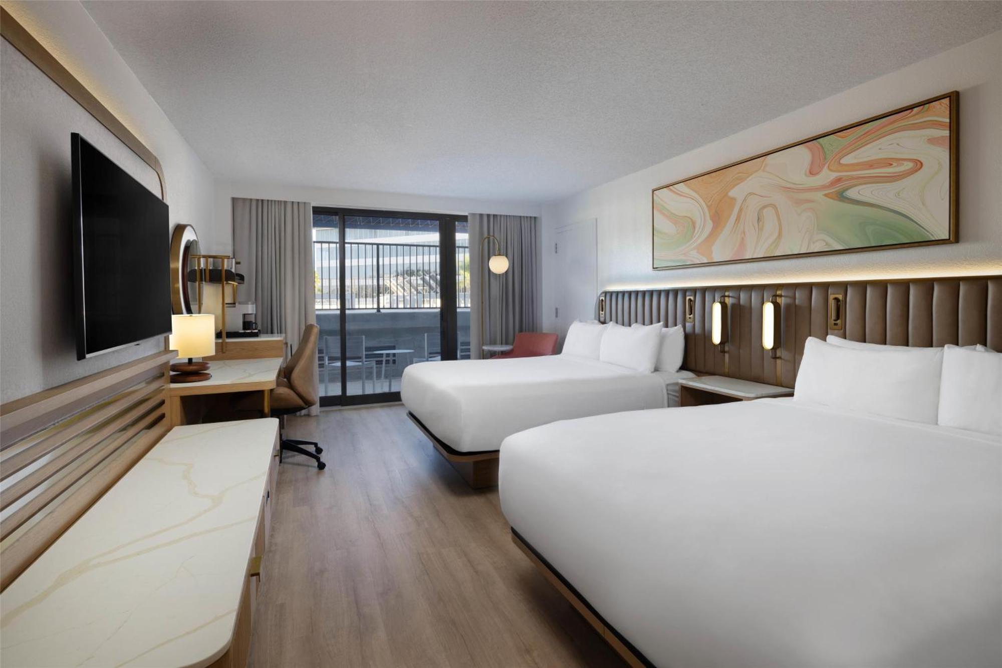 Sonesta Airport Hotel 4*